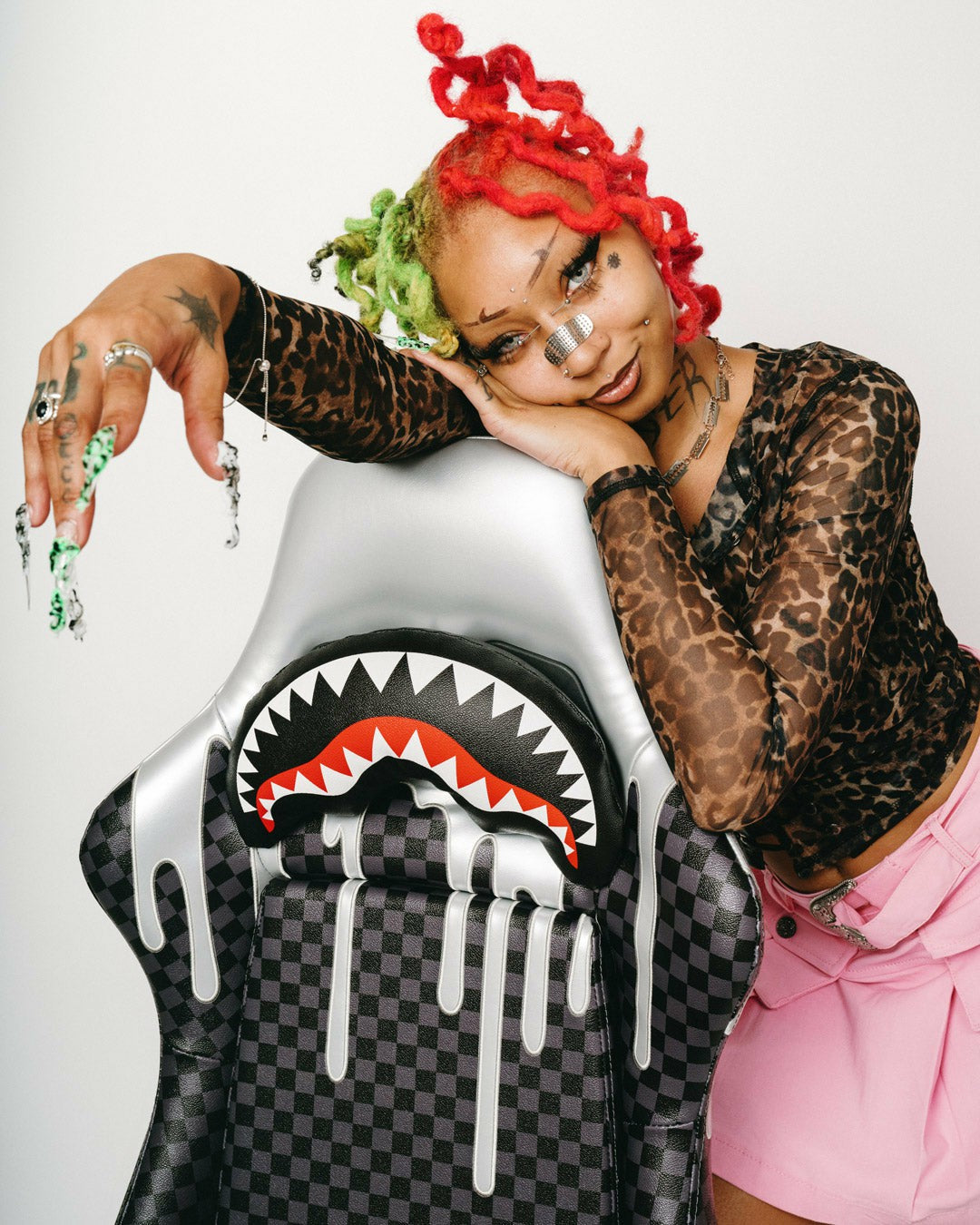 Sprayground - GHOST DRIP SHARK CHAIR