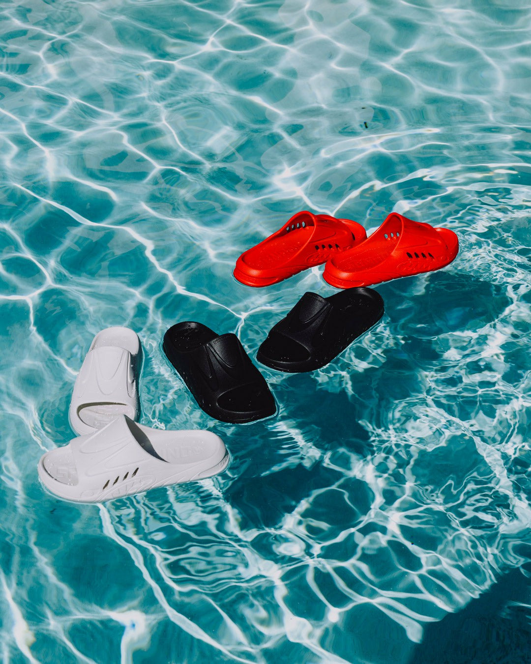 Sprayground - SHARK SLIDE (RED)