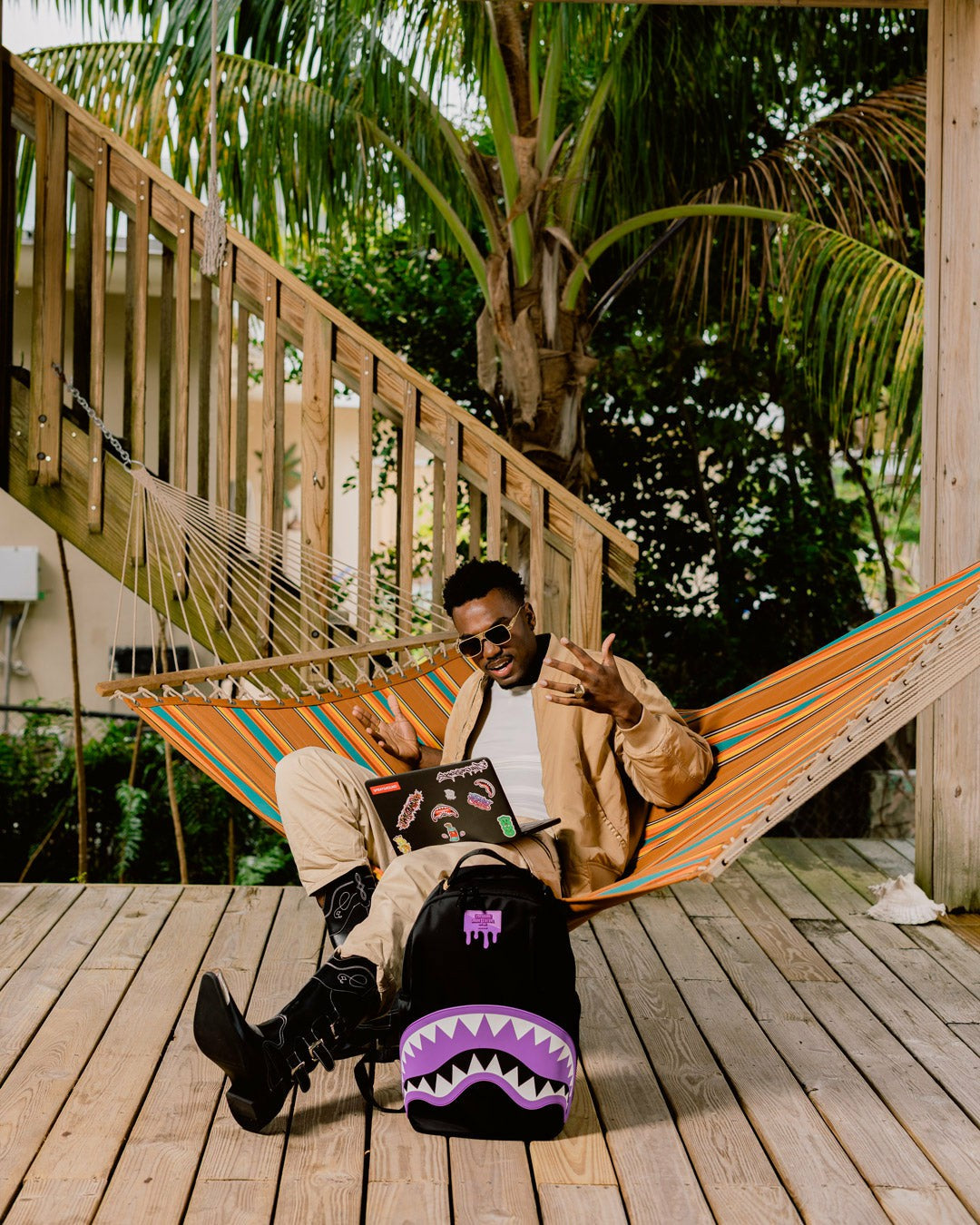 Sprayground - SHARK CENTRAL PASSPORT (PURPLE) BACKPACK