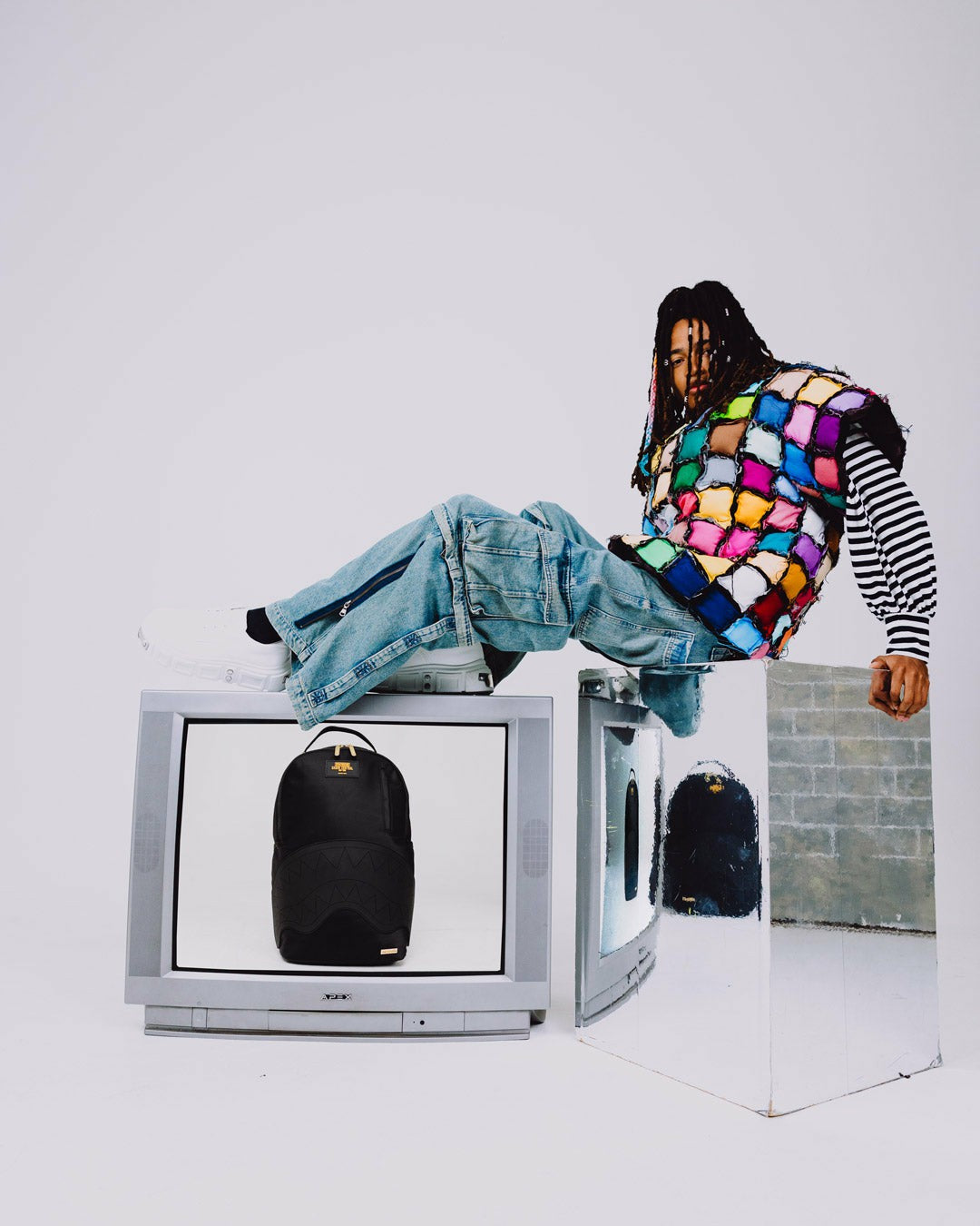 Sprayground - SHARK CENTRAL BANK BACKPACK
