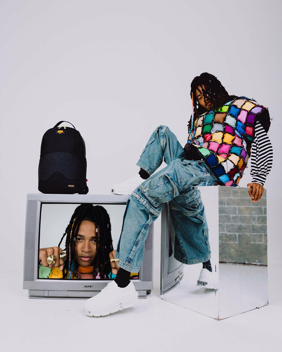 Sprayground - SHARK CENTRAL BANK BACKPACK