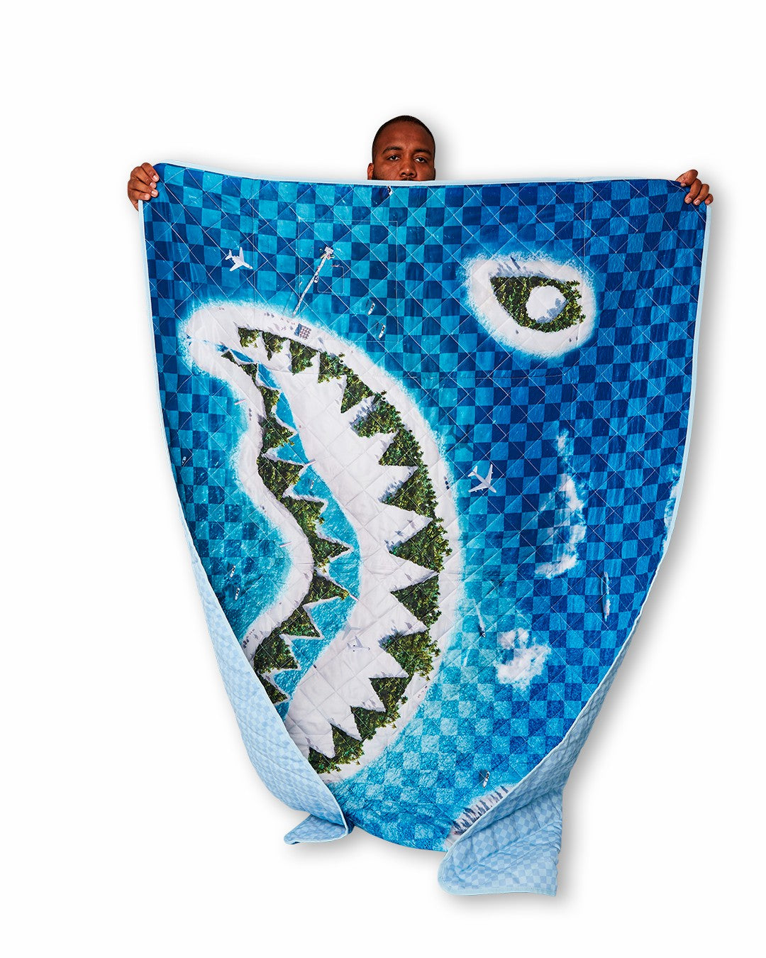 Sprayground - SHARK ISLAND PACKABLE BEACH MAT BLANKET WATER RESISTANT CONVERTIBLE TO
