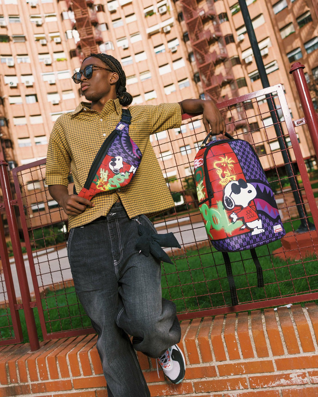 Sprayground - SNOOPY JOE COOL SAVVY CROSSBODY