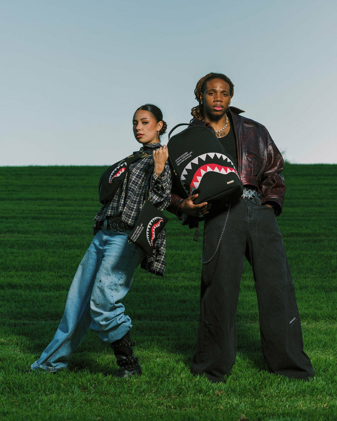 Sprayground - SHARK CENTRAL AEROFLEX CROSSOVER CLUTCH