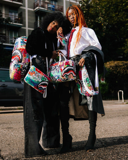 Sprayground - LE MONDE DES GRAFFITIS CROSSOVER CLUTCH