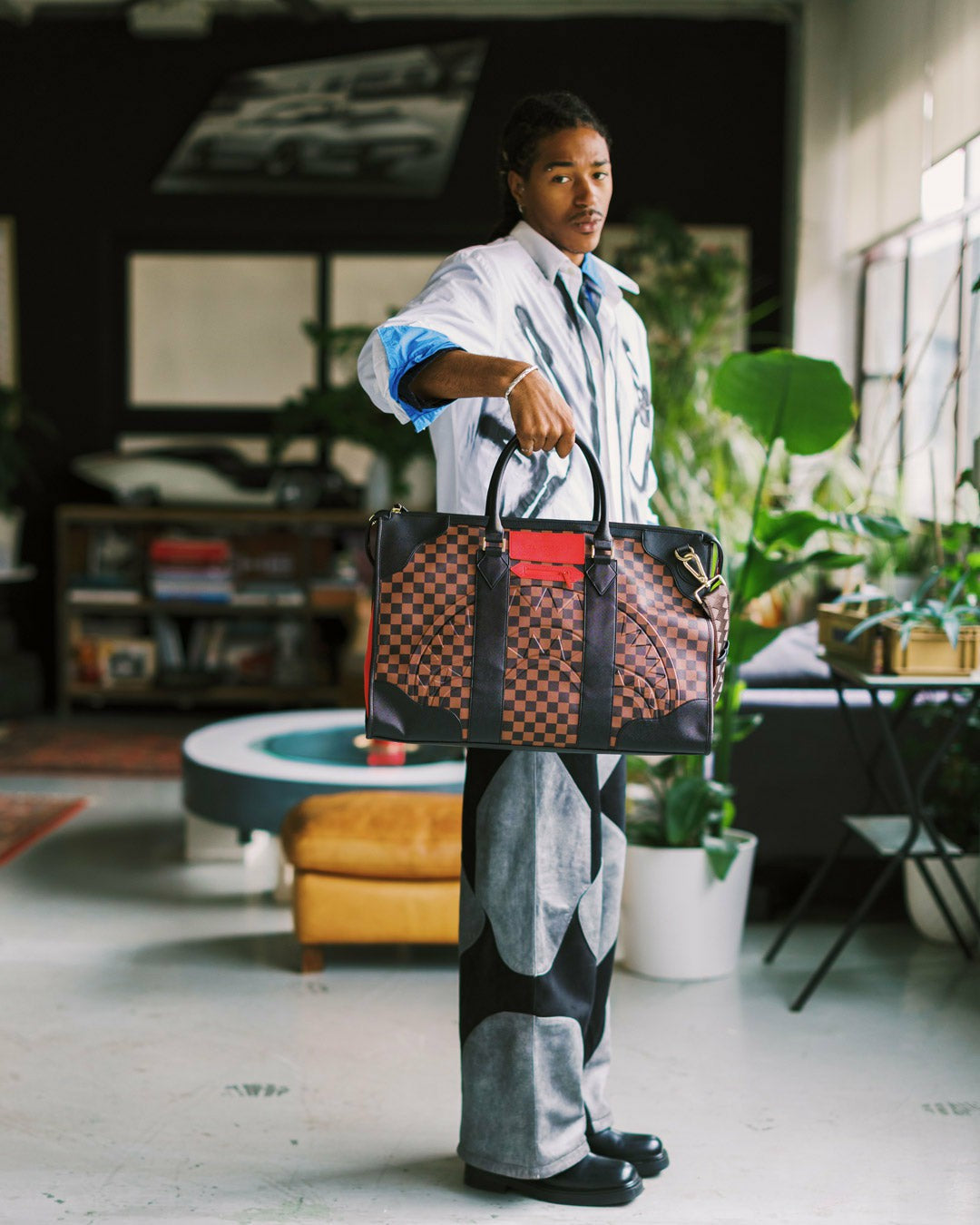 Sprayground - KATANA CHECK BOSS PYRAMID DUFFLE