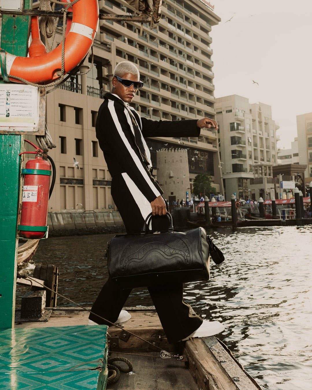 Sprayground - GOLD BRICK DRIP DUFFLE