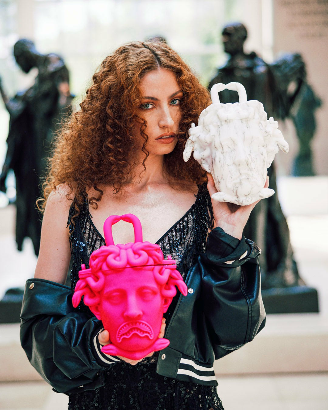 Sprayground - THE MET CANOVA MEDUSA HANDBAG (MARBLE)