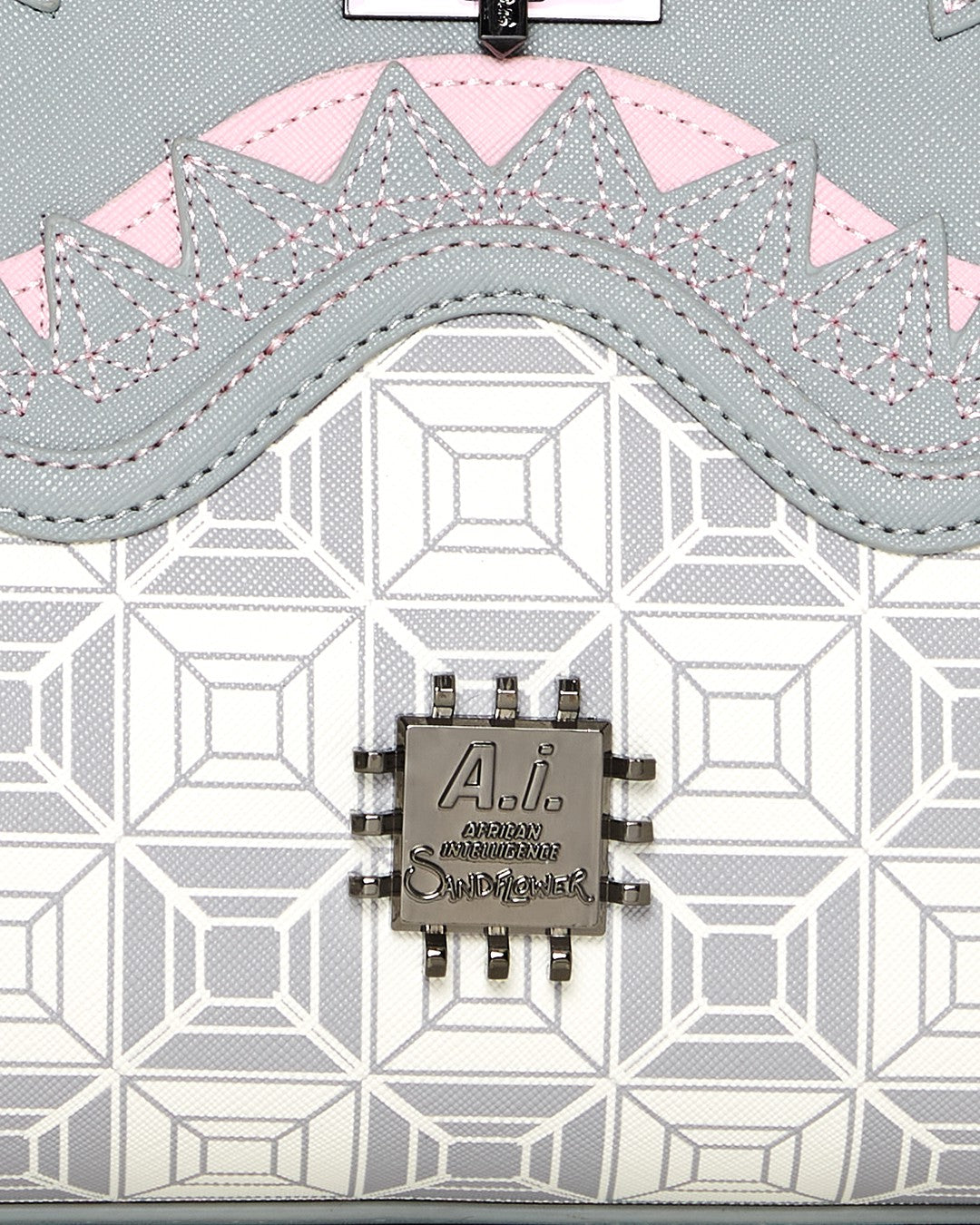 Sprayground - A.I.8 AFRICAN INTELLIGENCE BOOKED & BUSY SHARK HANDBAG