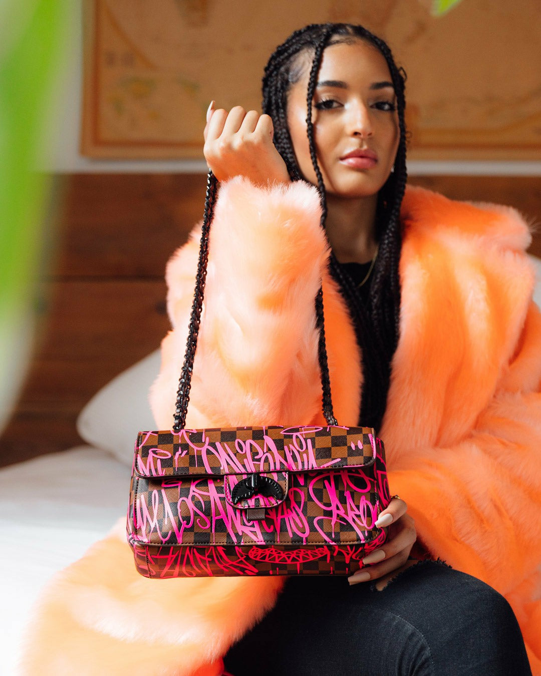 Sprayground - JETGRAPHIX SHARKCHAIN HANDBAG