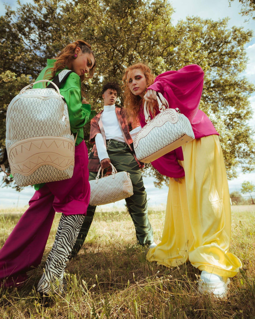 Sprayground - CRÈME DE LA CRÈME SHARKHANDBAG