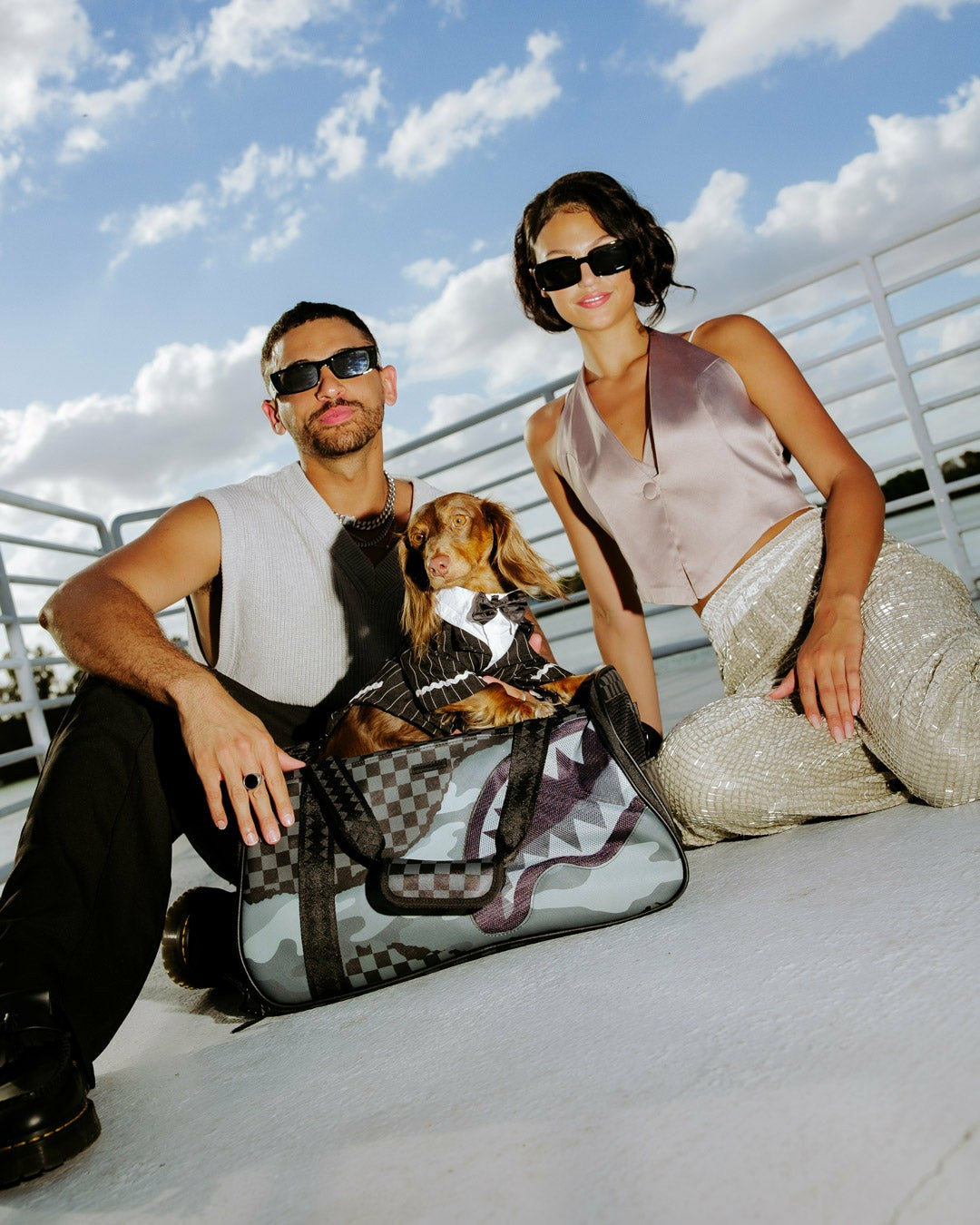 Sprayground - 3AM RIPTIDE PET CARRIER DUFFLE