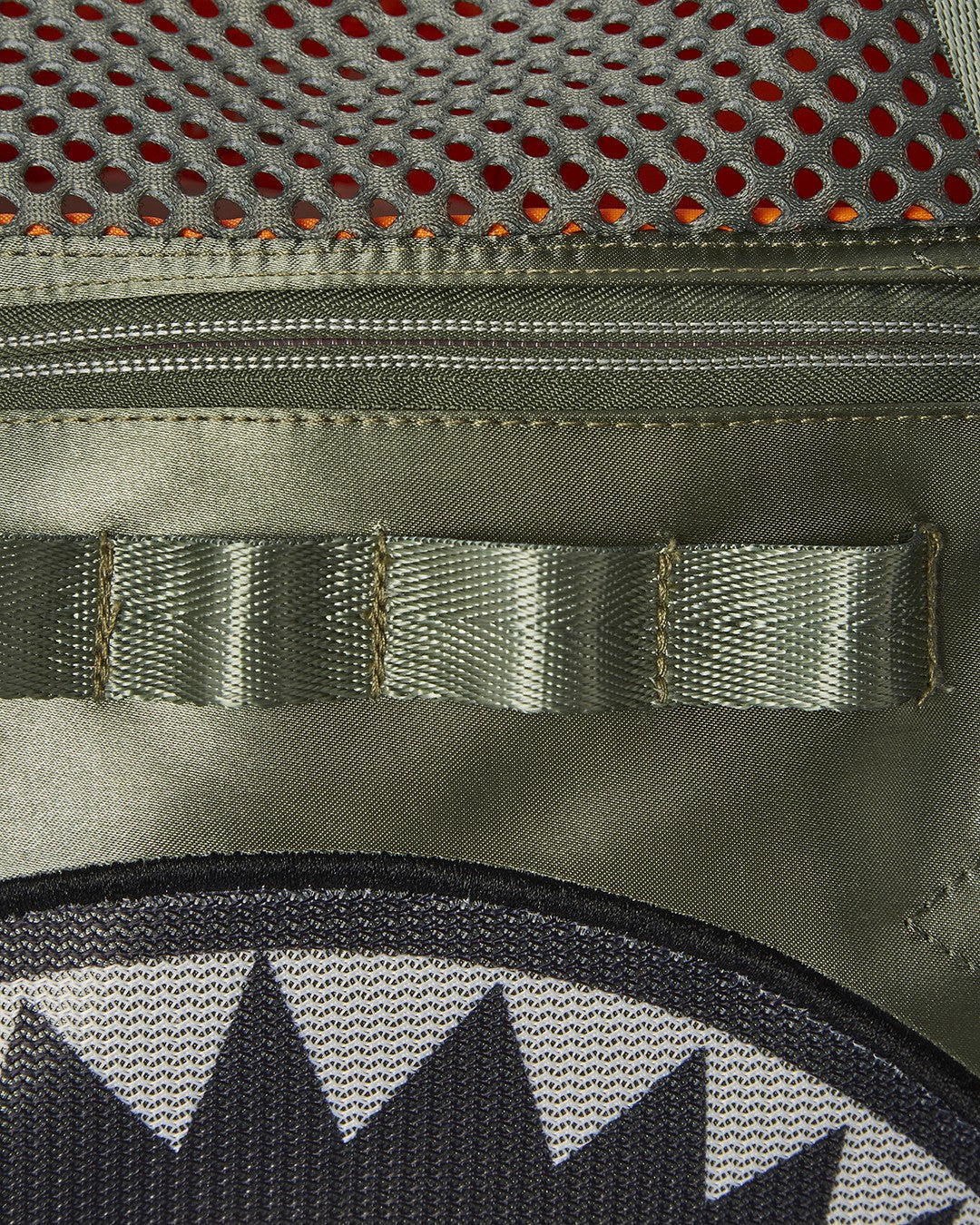 Sprayground - SPECIAL OPS ALPHA SHARK PET CARRIER