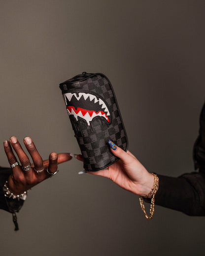 Sprayground - SHARKS IN PARIS THUNDERDRIP POUCH