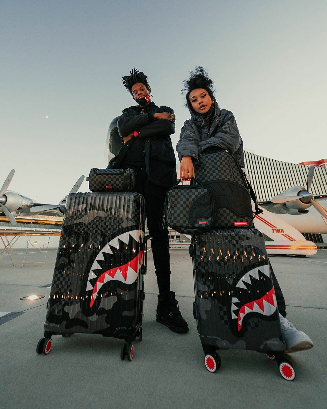 Sprayground - HENNY BLACK SNACK PACK