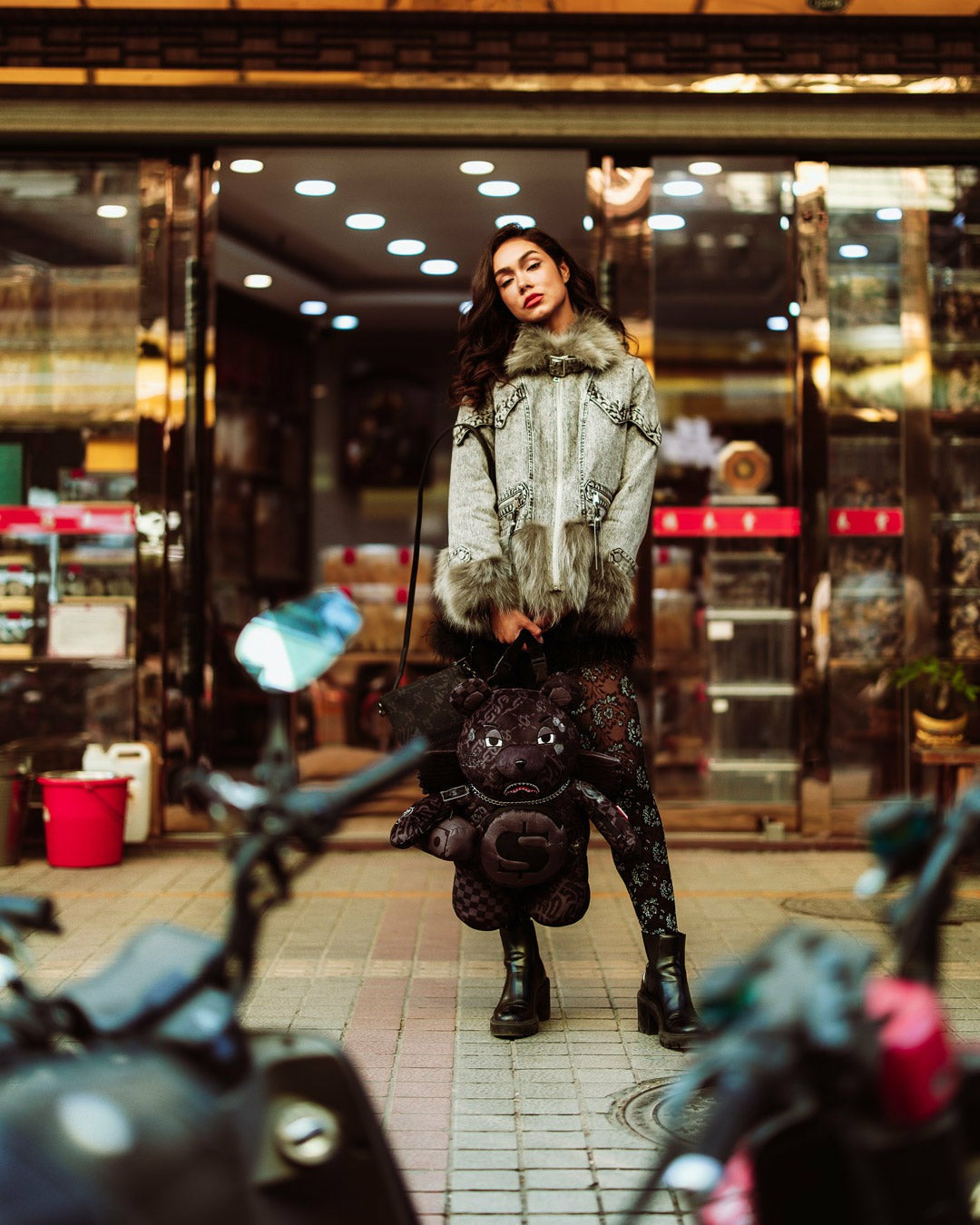 Sprayground - 4AM MONEY WING BEAR BACKPACK