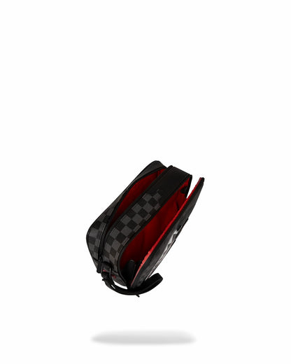 Sprayground - SPEED SHARK SIDE SWIPE TOILETRY BAG