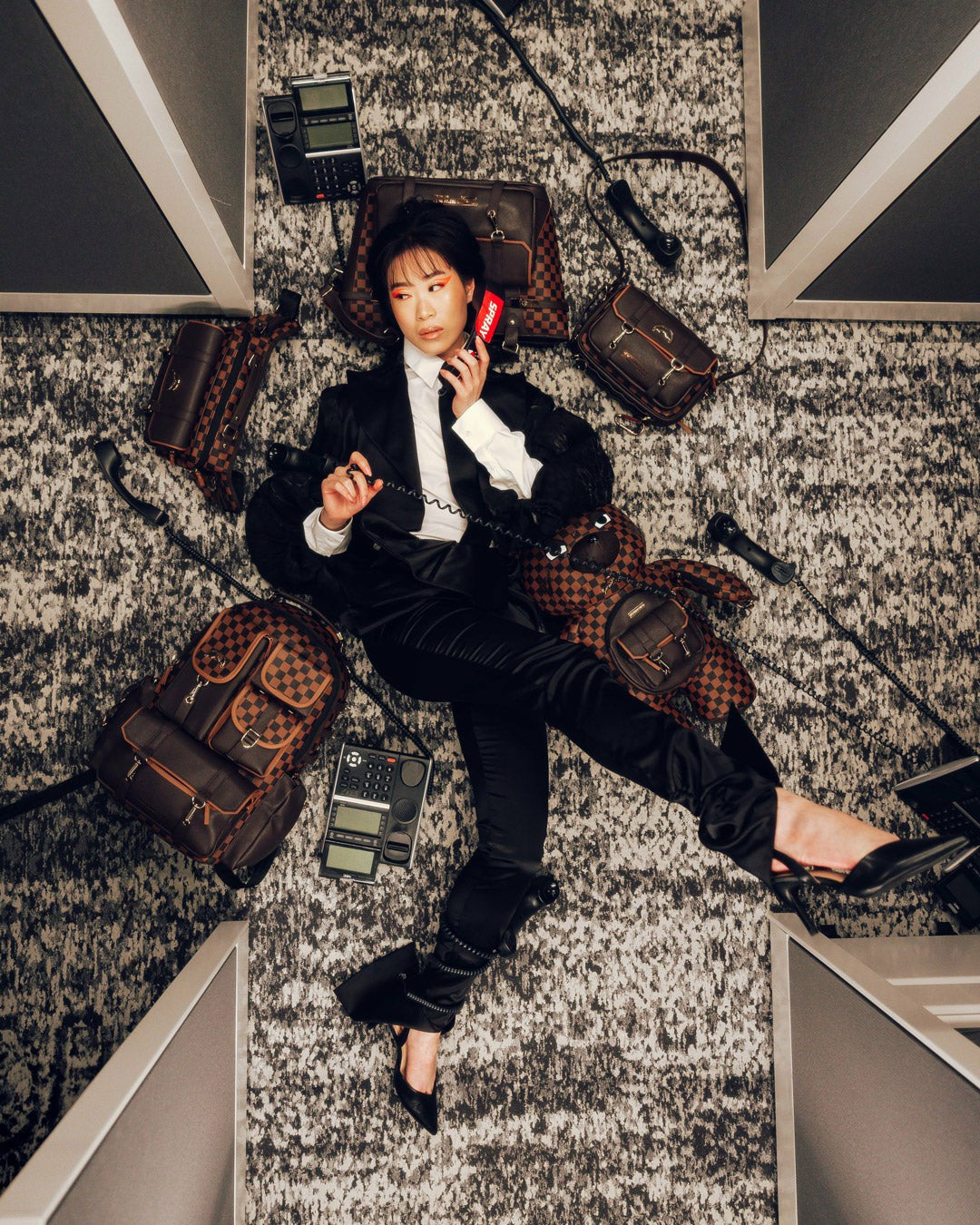Sprayground - CHECKMATE ROYALE MESSENGER BRICK BAG
