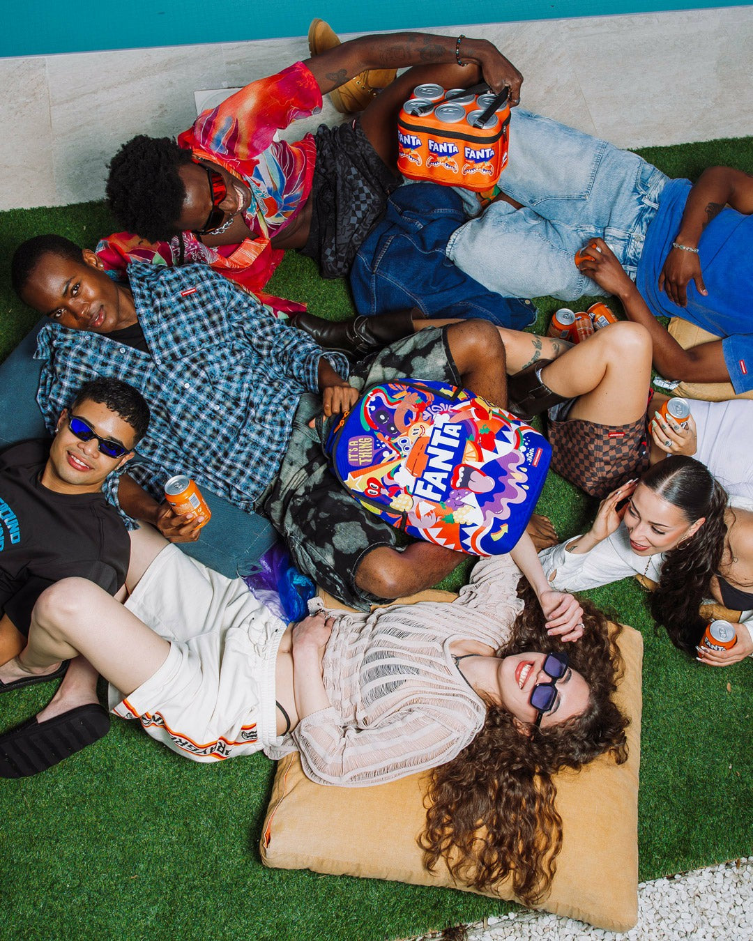 Sprayground - FANTA SIX-PACK-TASTIC BAG