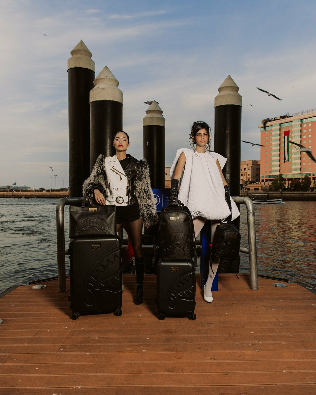 Sprayground - GOLD BRICK DRIP CARRY-ON LUGGAGE