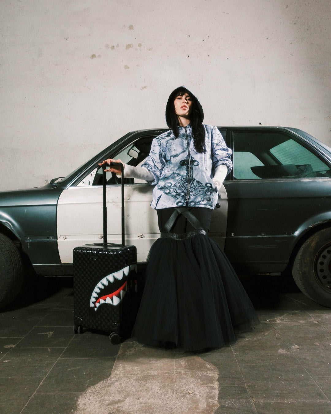 Sprayground - SHARKS IN PARIS HYPER PUFF CARRY-ON LUGGAGE