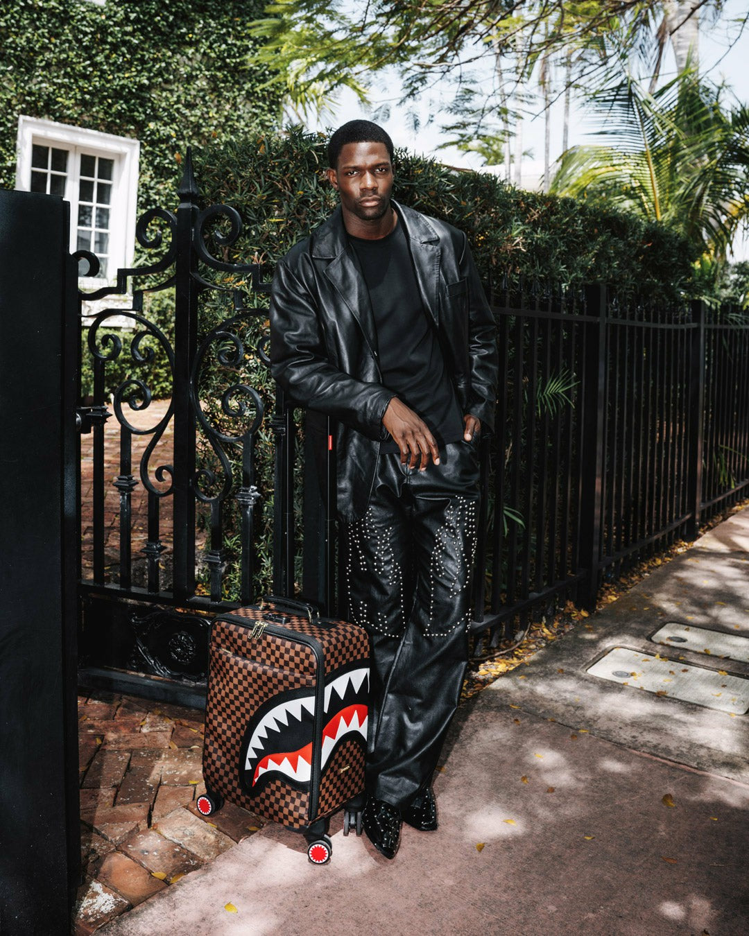 Sprayground - SAWTOOTH SHARKS IN PARIS CARRY-ON LUGGAGE
