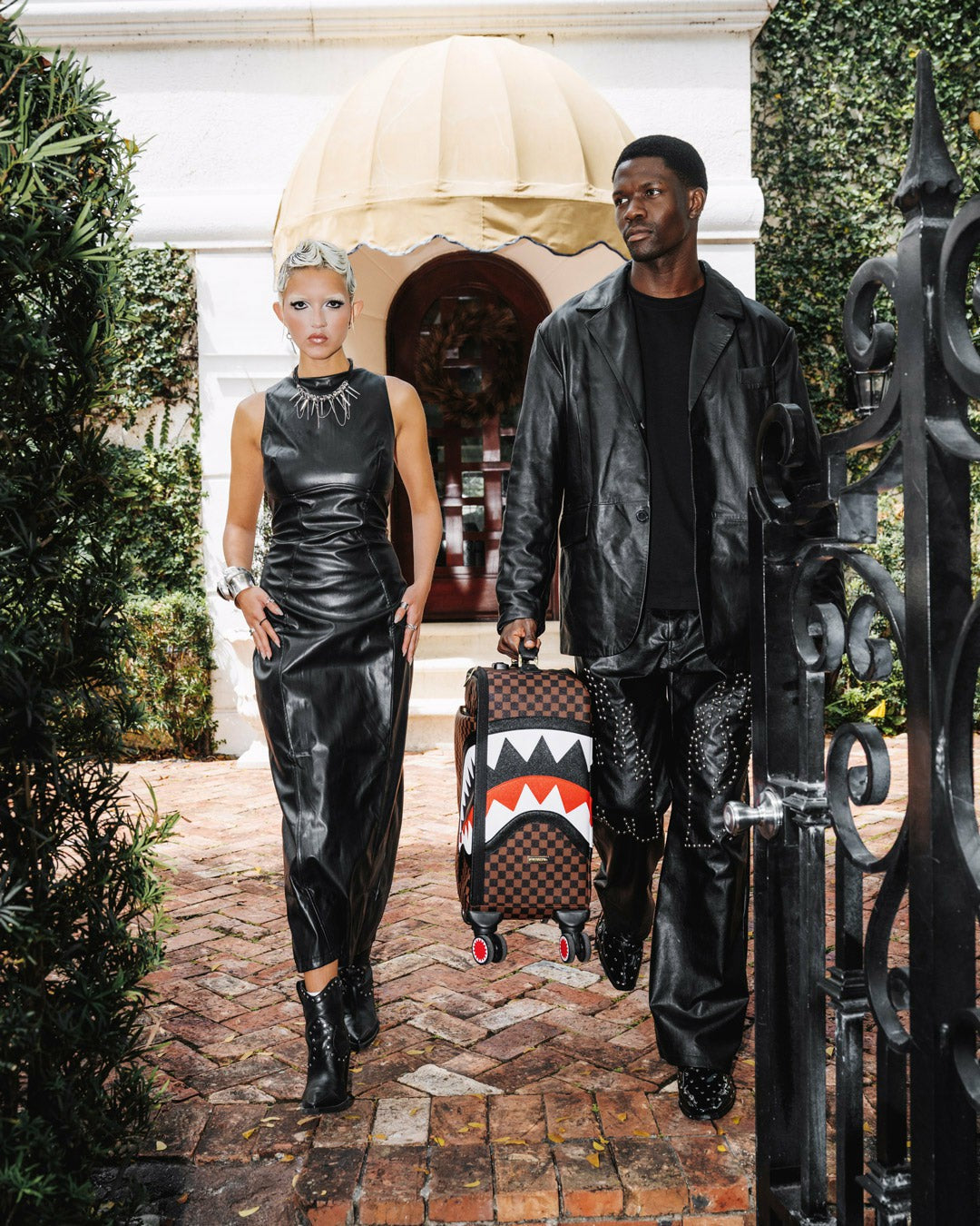 Sprayground - SAWTOOTH SHARKS IN PARIS CARRY-ON LUGGAGE