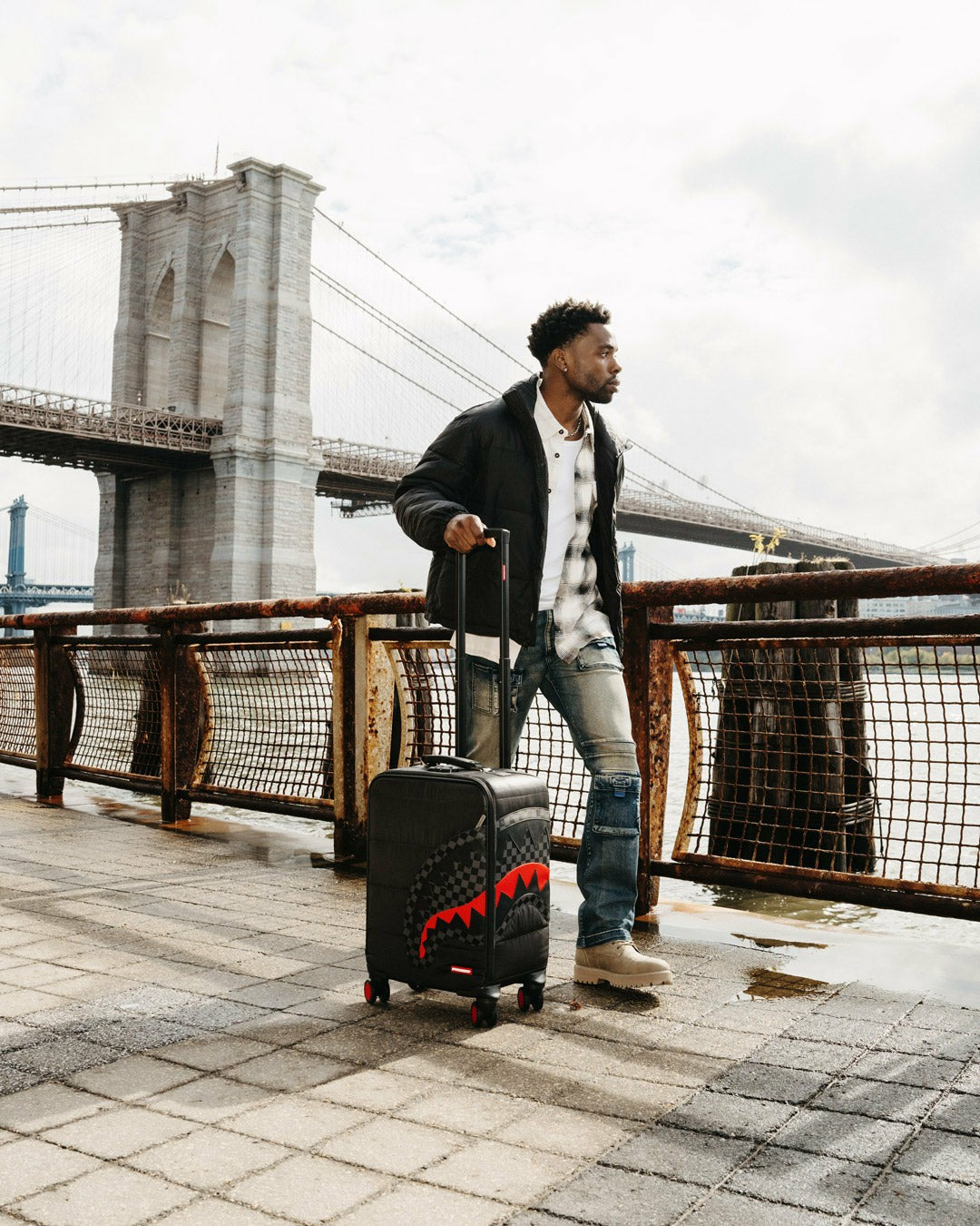 Sprayground - SNOWWSTORM PUFFER IMPERIAL CARRY-ON LUGGAGE