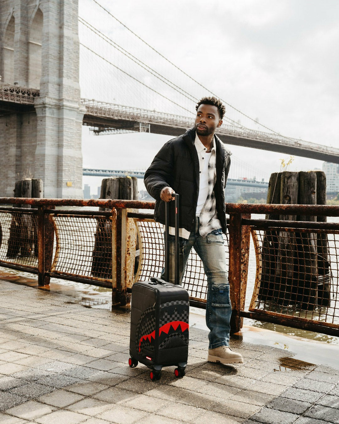 Sprayground - SNOWWSTORM PUFFER IMPERIAL CARRY-ON LUGGAGE