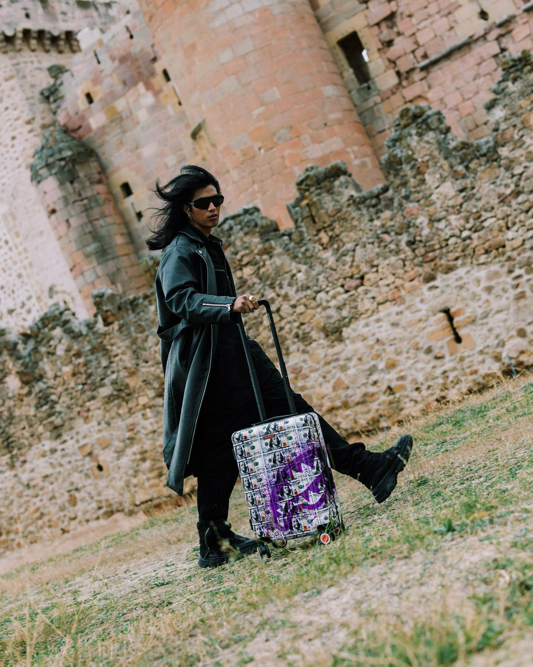 Sprayground - BILLIONS IN THE BANK HARD SHELL CARRY-ON LUGGAGE