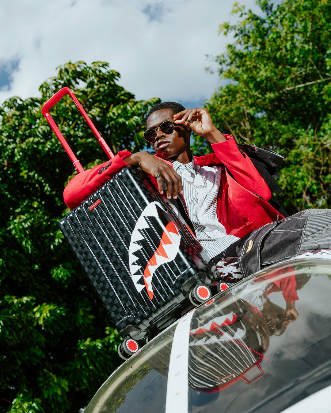 Sprayground - ATOMIC VAPOR SHARKNAUTICS HARDSHELL CARRY-ON LUGGAGE