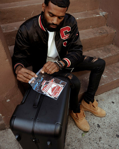 Sprayground - THE JOURNEY BEGINS SHARKITECTURE FULL-SIZE LUGGAGE