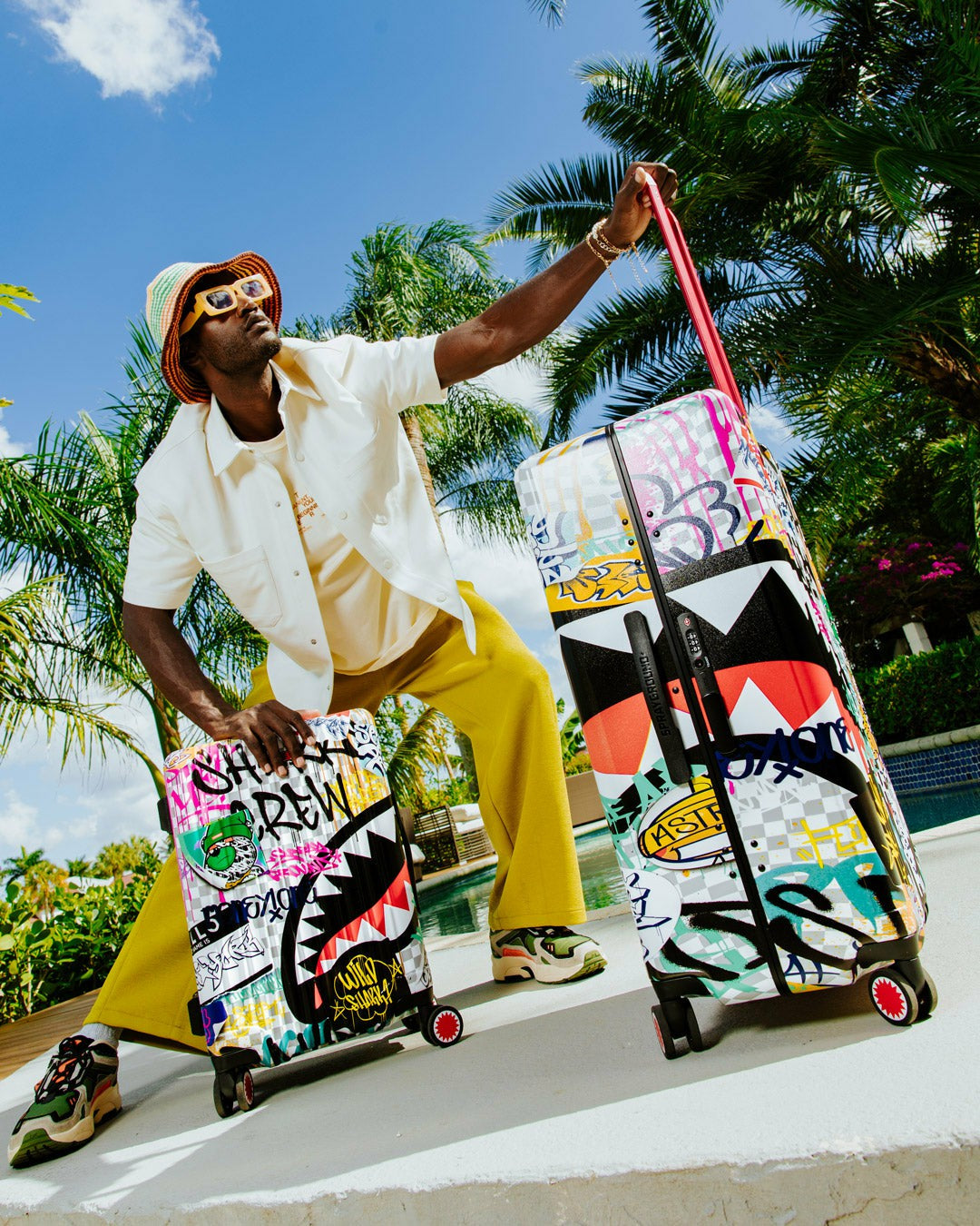 Sprayground - CREATE ANOTHER DAY SHARKNAUTICS HARDSHELL FULL-SIZE LUGGAGE