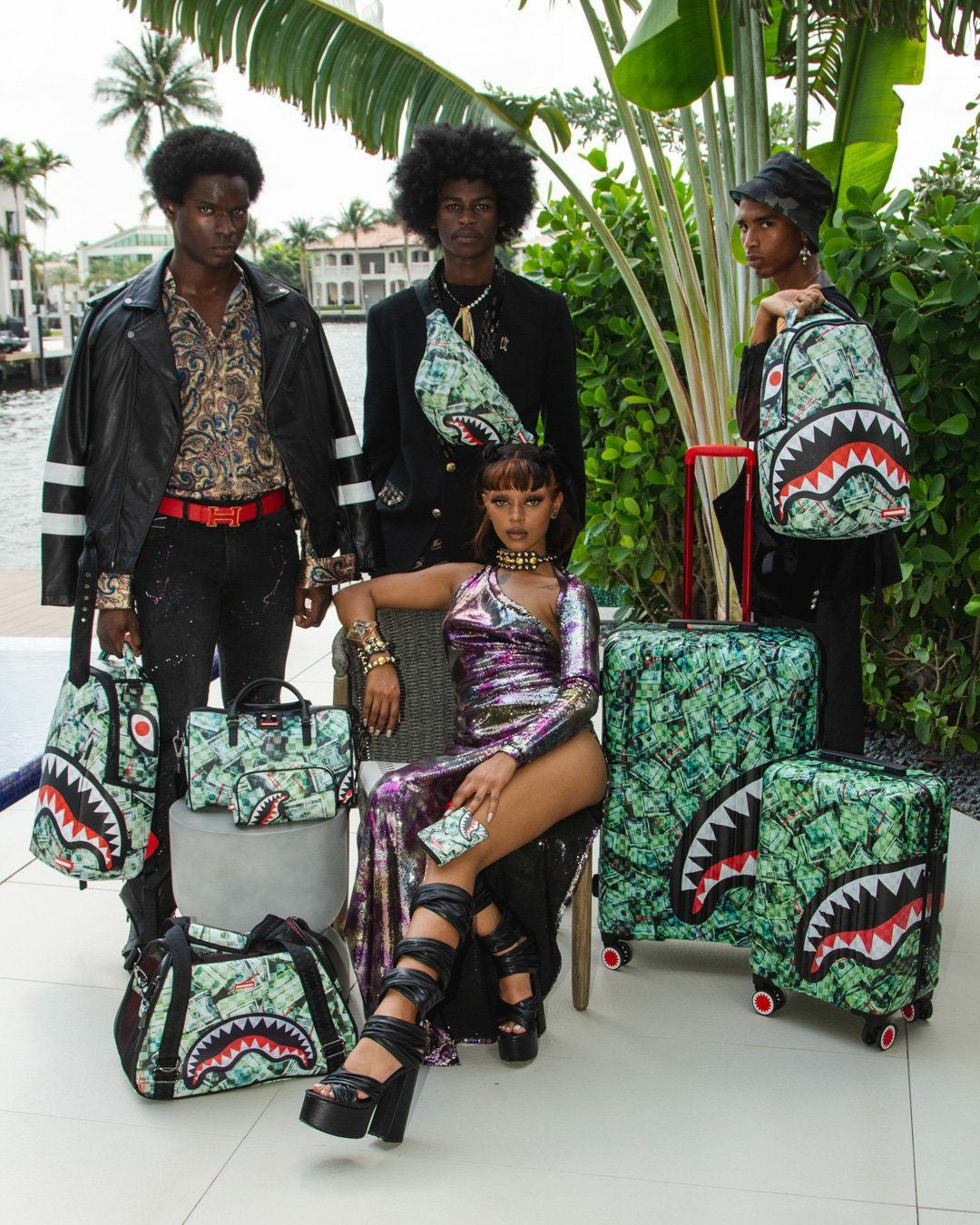 Sprayground - MAMA I MADE IT SHARKITECTURE HARDSHELL FULL-SIZE LUGGAGE