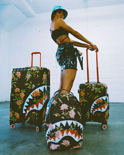 Sprayground - SHARKFLOWER 29.5” FULL-SIZE SHARKNAUTICS LUGGAGE