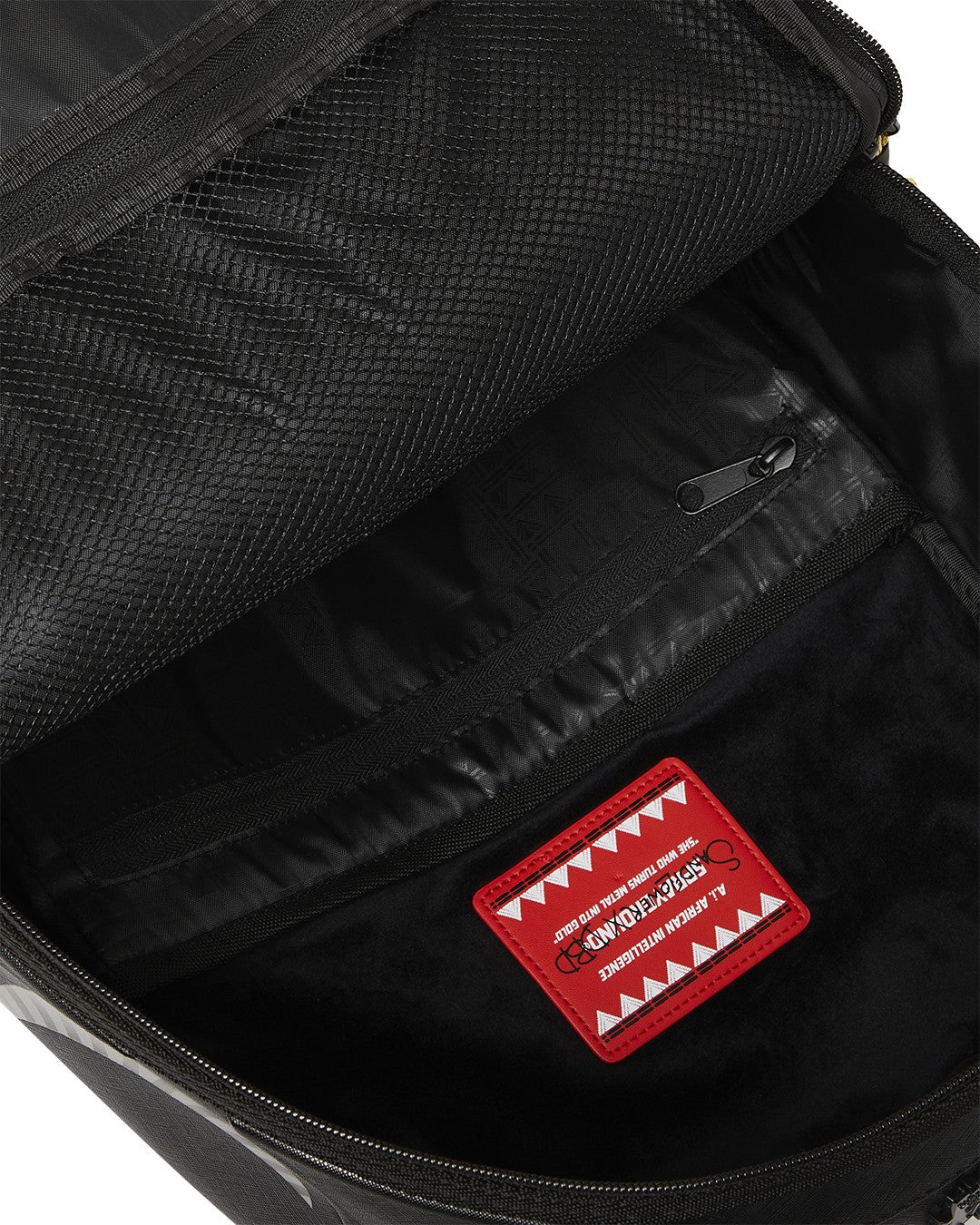 Sprayground - A.I. AFRICAN INTELLIGENCE SHARKS OF THE GOLD OCEAN BACKPACK - SANDFLOW