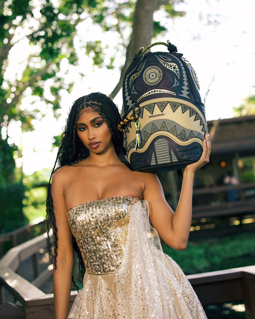 Sprayground - A.I. AFRICAN INTELLIGENCE SHARKS OF THE GOLD OCEAN BACKPACK - SANDFLOW
