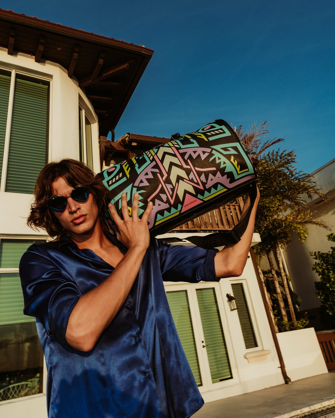 Sprayground - A.I. PATH TO THE FUTURE III DUFFLE - SANDFLOWER COLLAB (GLOW IN THE DA