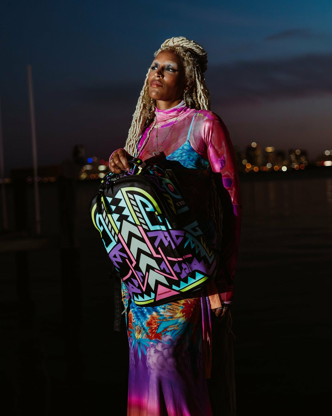 Sprayground - A.I. PATH TO THE FUTURE III BACKPACK - SANDFLOWER COLLAB (GLOW IN THE