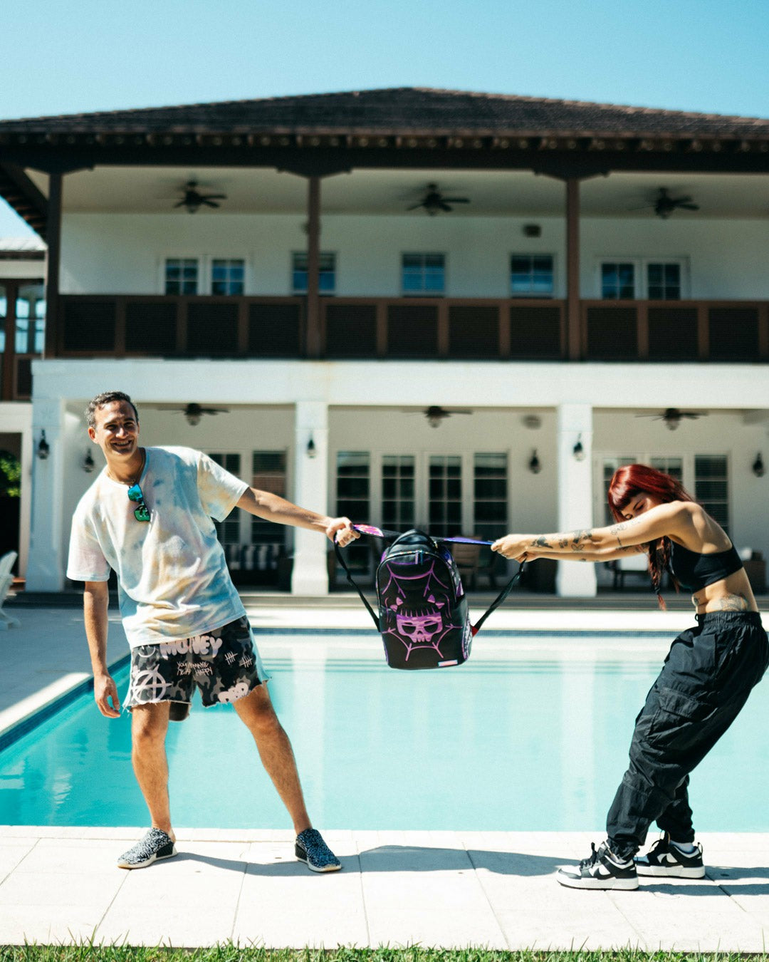 Sprayground - CAZZU IRIDESCENT CUT & SEW SPIDER SKULL SHARK BACKPACK (DLXV)