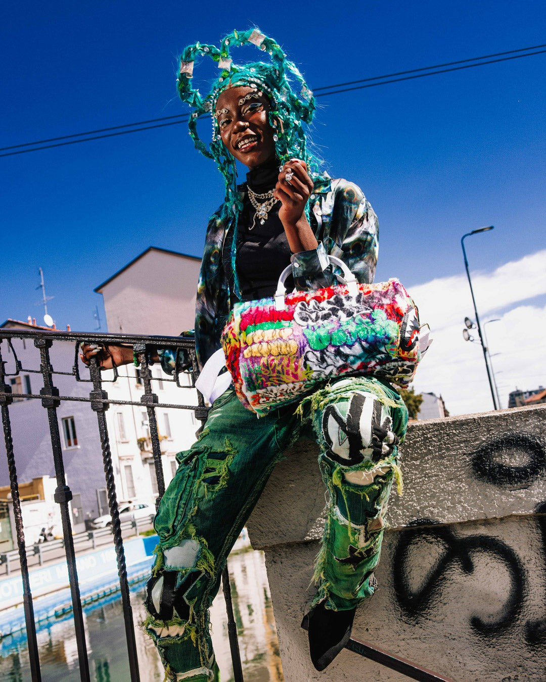 Sprayground - LE MONDE DES GRAFFITIS MINI DUFFLE