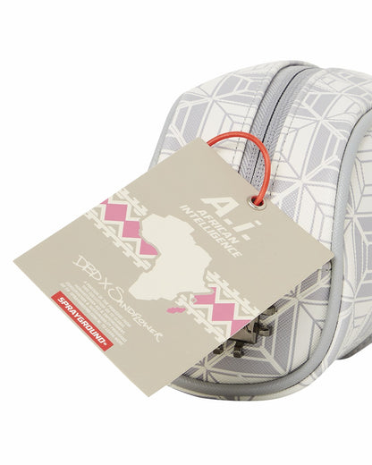 Sprayground - A.I.8 AFRICAN INTELLIGENCE BOOKED & BUSY POUCH