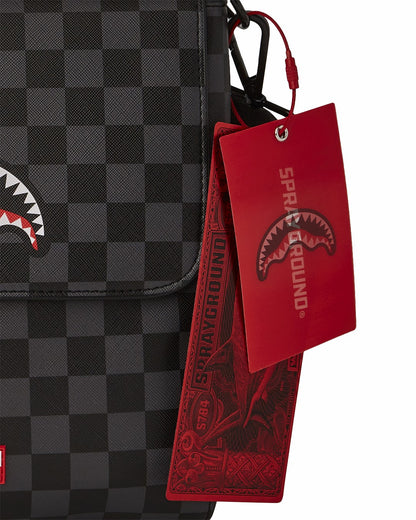Sprayground - SNOOPY DAY OFF MESSENGER SLING BAG