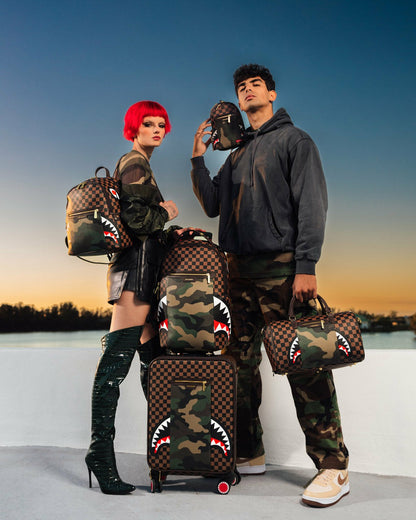 Sprayground - EXTERIOR GOLD ZIP POCKET SHARKS IN PARIS BACKPACK SLING