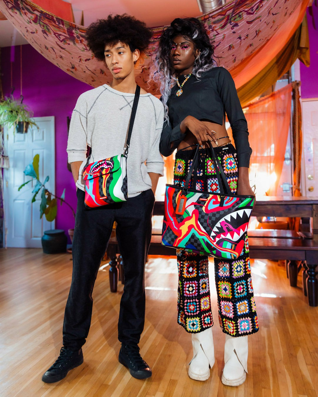 Sprayground - TRIPPY TAFFY LARGE SLING CROSSBODY