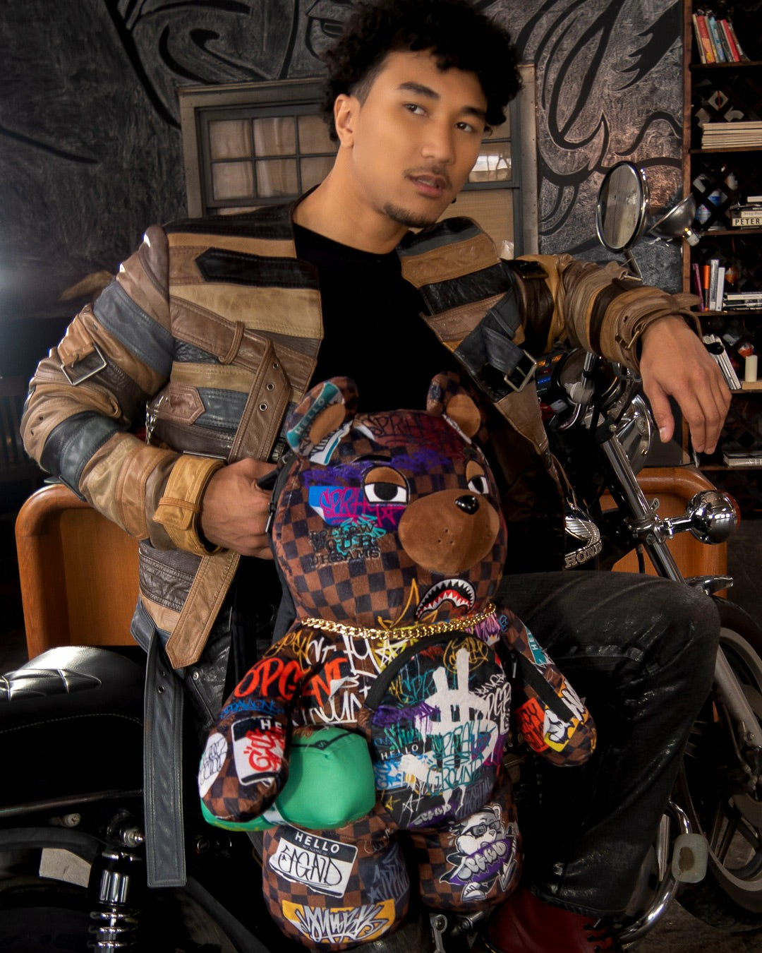 Sprayground - SHARKS IN PARIS THE RIZZ MONEYBEAR TEDDYBEAR BACKPACK