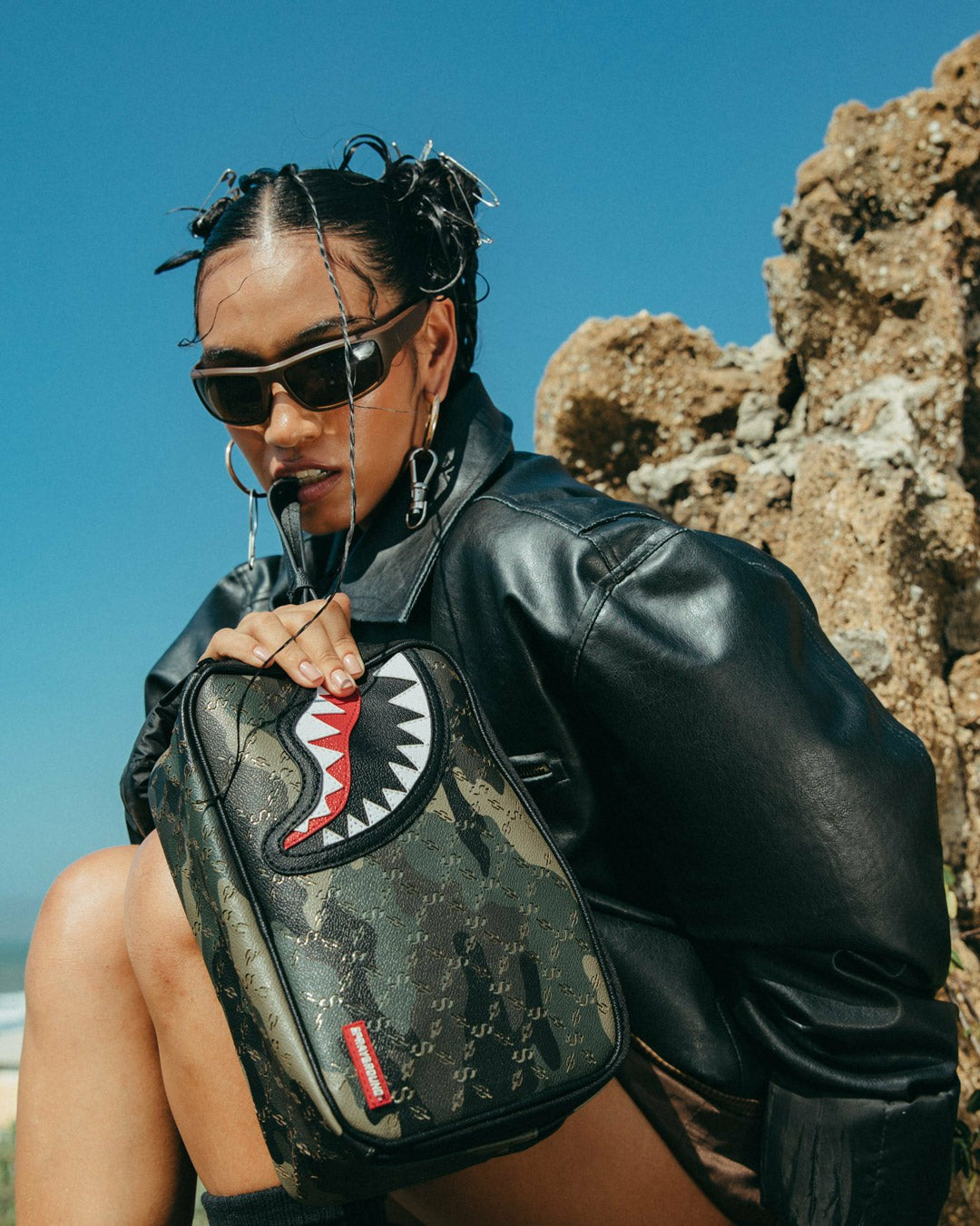 Sprayground - LASERS BLAZIN TOILETRY BRICKSIDE BAG