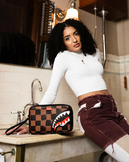 Sprayground - SHARKS IN PARIS VANQUISH TOILETRY BAG