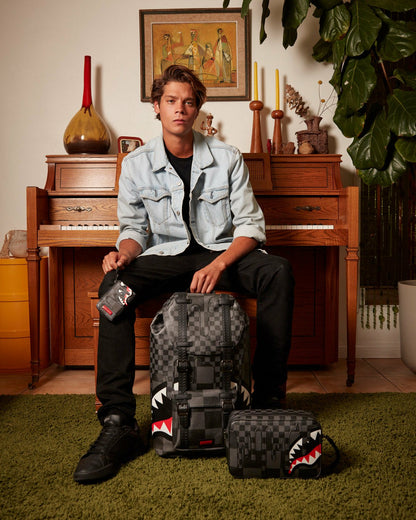 Sprayground - XTC GREY SHARKS IN PARIS TOILETRY BAG