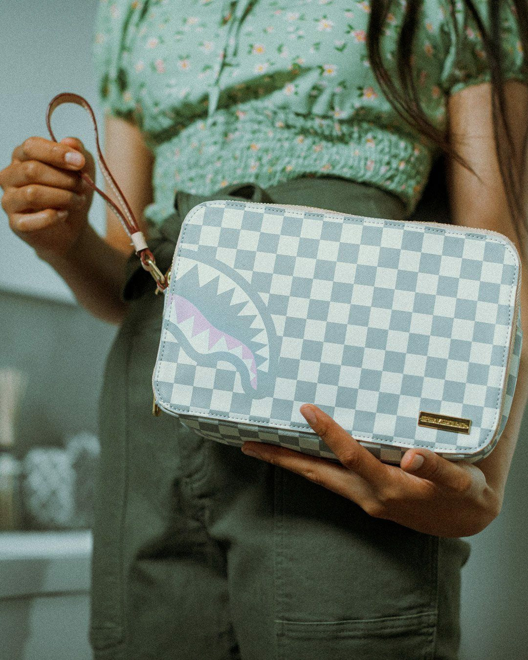 Sprayground - ROSE ALL DAY LA PALAIS TOILETRY BAG